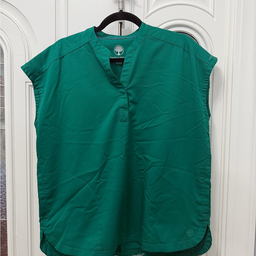 Healing Hands Women's Journey Mandarin Collar Scrub - Hunter Green